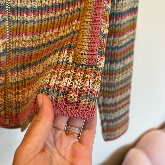 Chanel tweed sweater zip up jacket - Picture 4 of 9